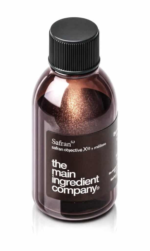 Safran ω liquide : soutien naturel pour l'humeur et le bien-être mental Safran ω, complément alimentaire liquide naturel pour le bien-être, l'équilibre émotionnel et une humeur positive. Extrait de safran et mélisse.